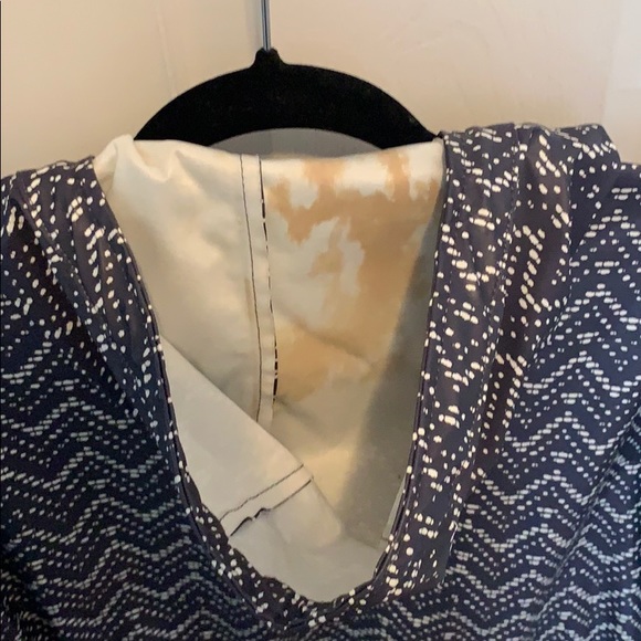 Silver Icing Rain Coat - Picture 6 of 8